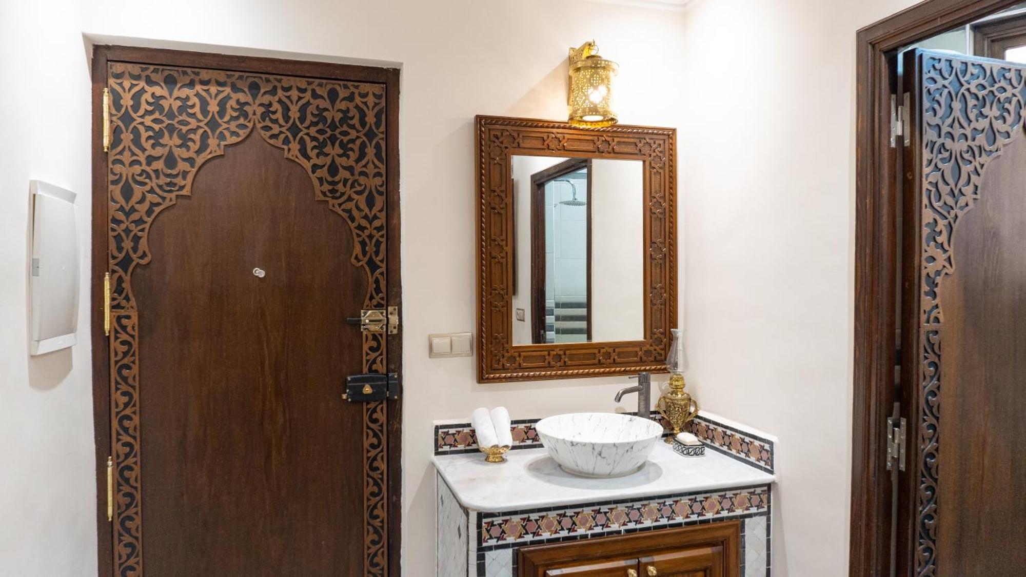 Dar Bouzoubaa Fez Exterior foto