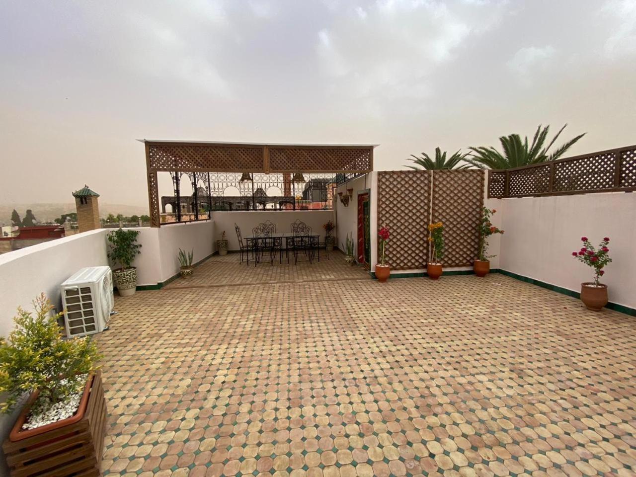 Dar Bouzoubaa Fez Exterior foto