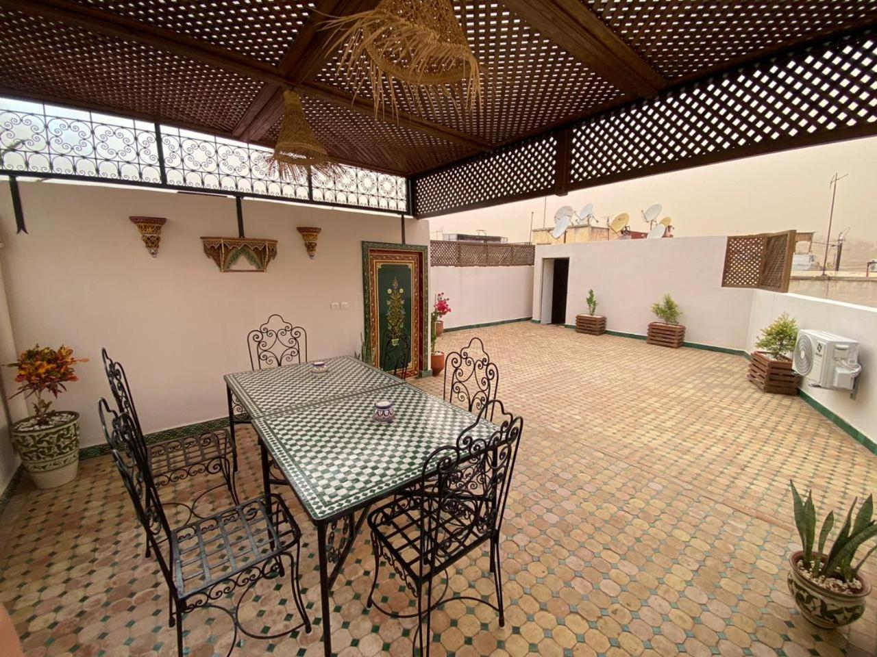 Dar Bouzoubaa Fez Exterior foto